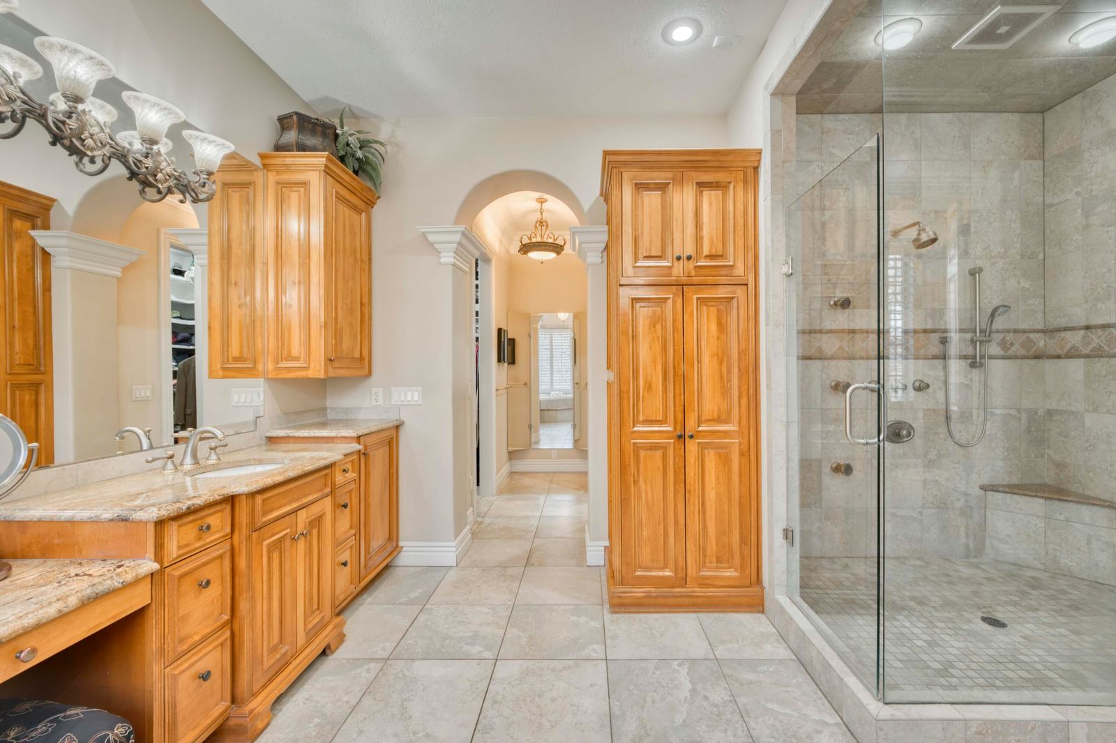 Ridgewood56 at 2907 S Ridgewood Lane, Springfield, MO 65809