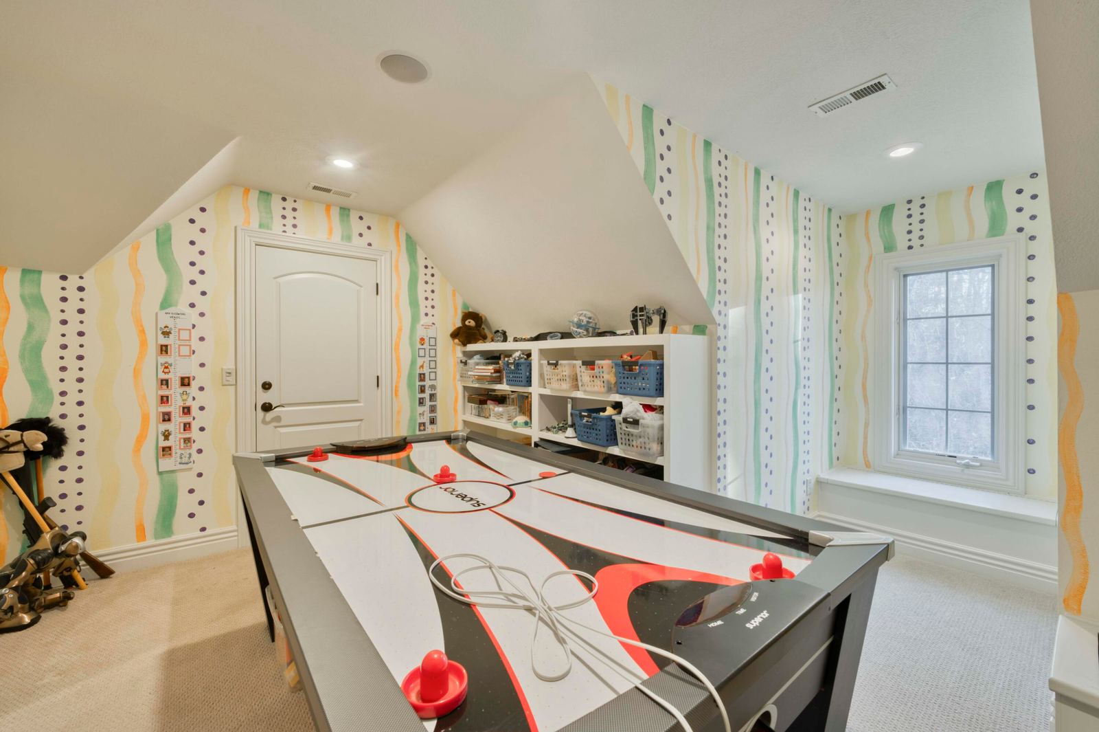 Ridgewood87 at 2907 S Ridgewood Lane, Springfield, MO 65809
