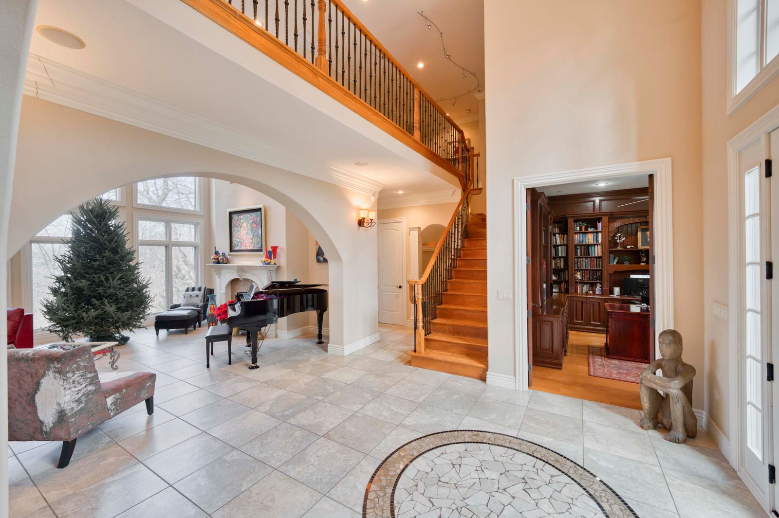Ridgewood9 at 2907 S Ridgewood Lane, Springfield, MO 65809