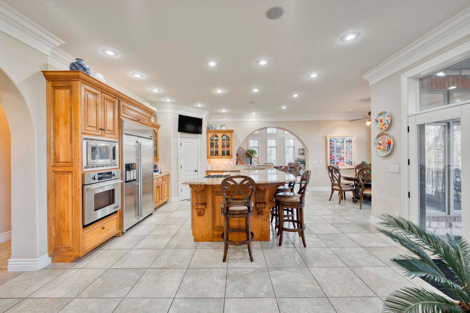 Ridgewood20 at 2907 S Ridgewood Lane, Springfield, MO 65809