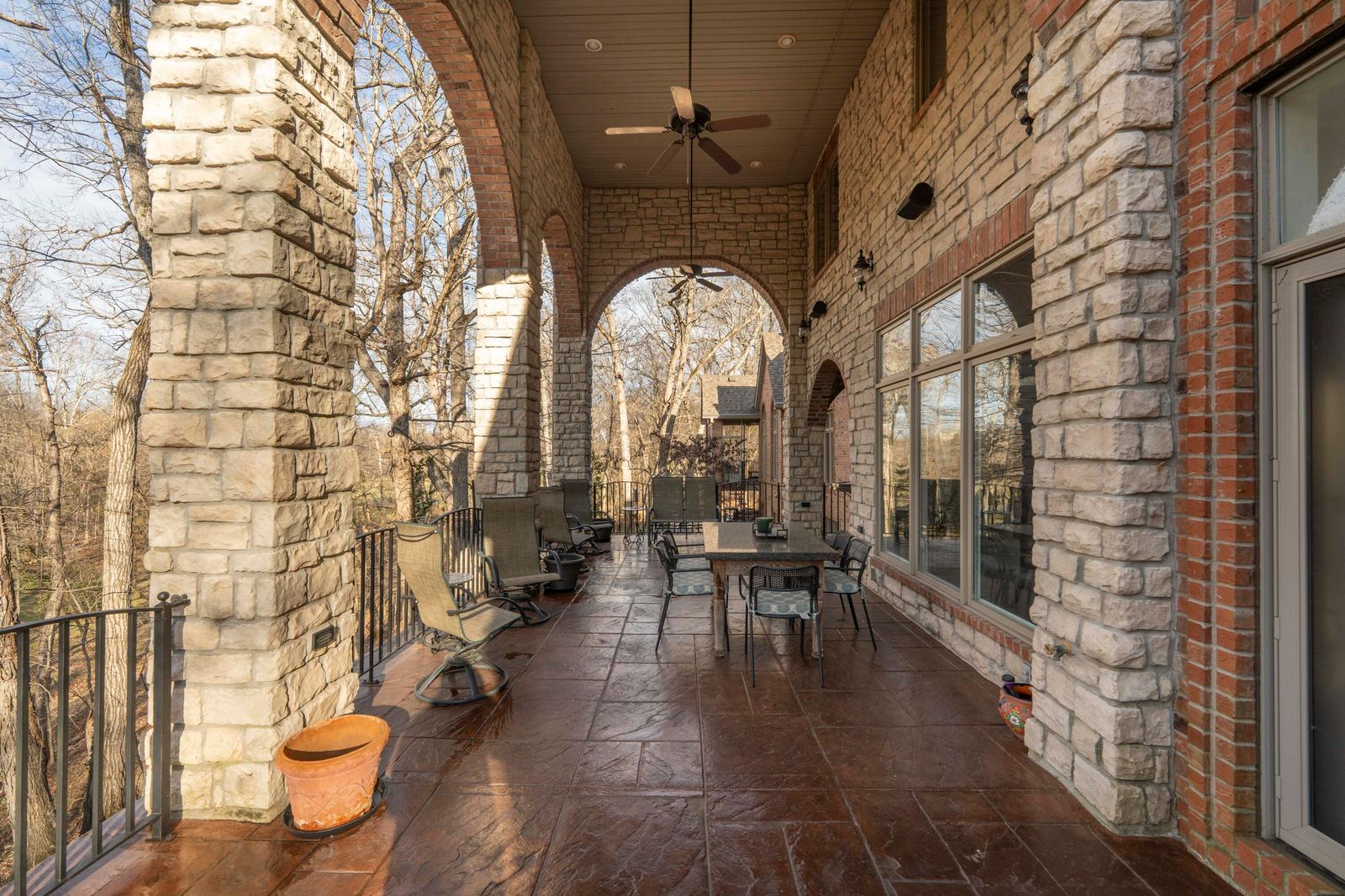 Ridgewood130 at 2907 S Ridgewood Lane, Springfield, MO 65809