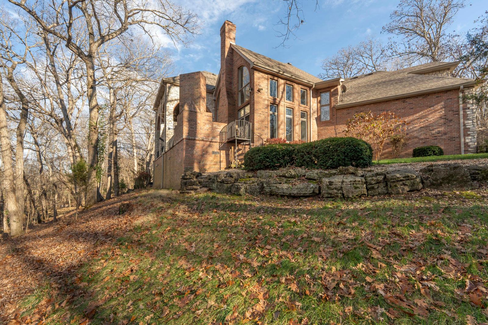 Ridgewood113 at 2907 S Ridgewood Lane, Springfield, MO 65809