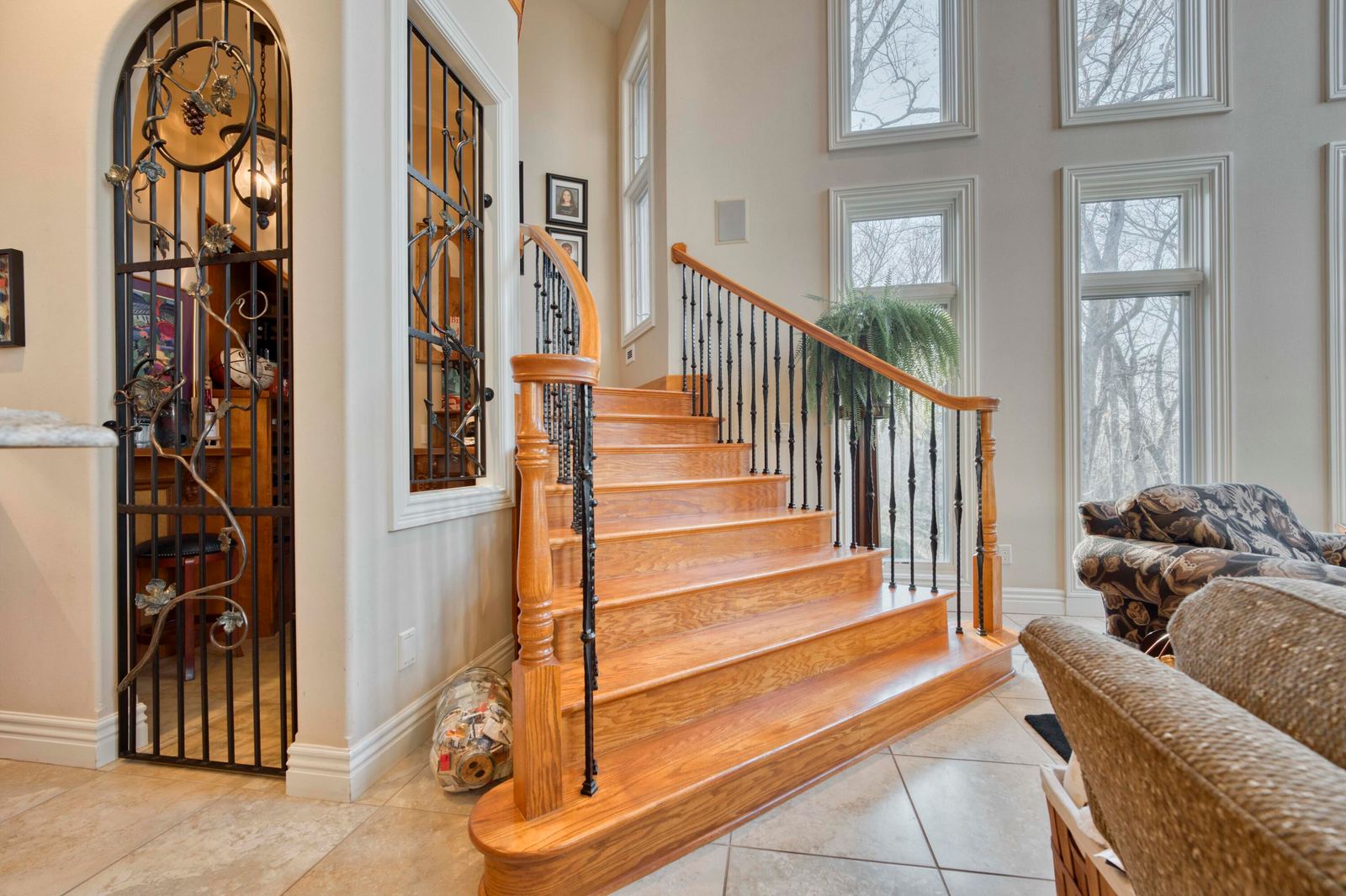 Ridgewood34 at 2907 S Ridgewood Lane, Springfield, MO 65809
