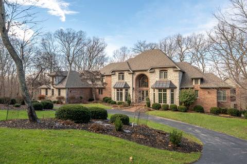Ridgewood1 at 2907 S Ridgewood Lane, Springfield, MO 65809