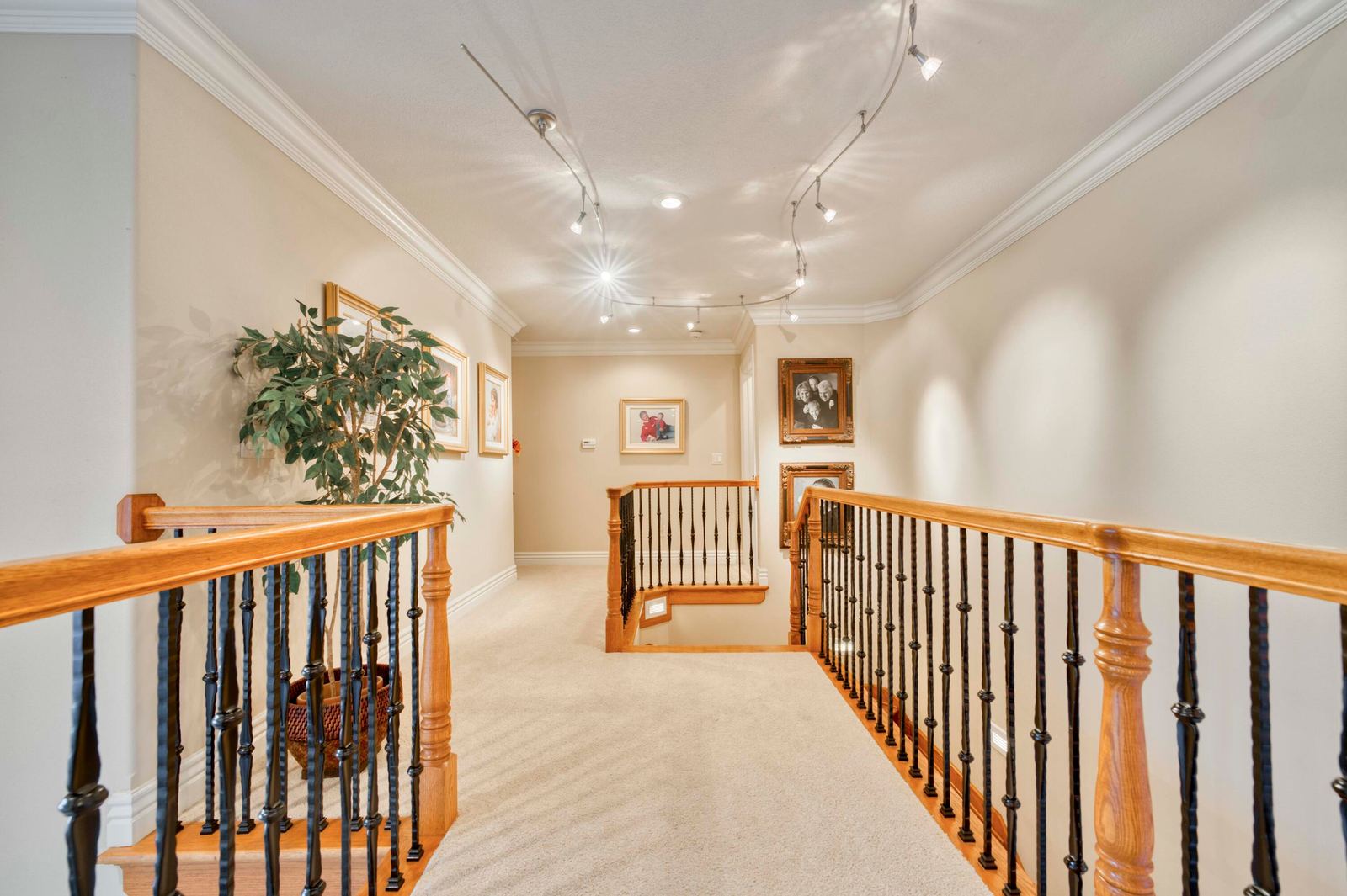 Ridgewood66 at 2907 S Ridgewood Lane, Springfield, MO 65809