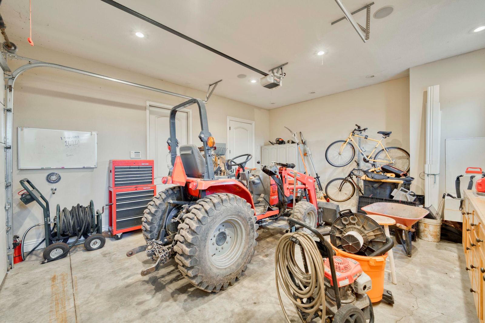 Ridgewood98 at 2907 S Ridgewood Lane, Springfield, MO 65809