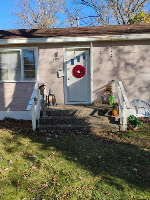 Front of 2326 N Farmer Avenue, Springfield, MO 65803