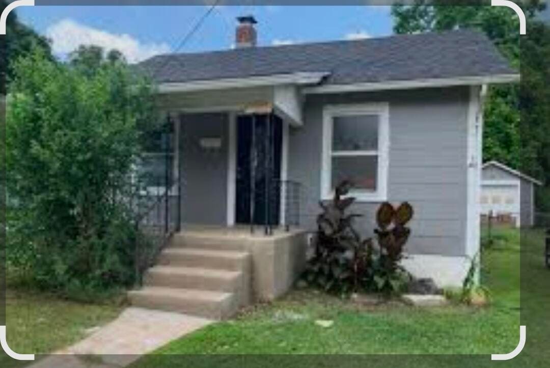 1000012600 at 503 S New Avenue, Springfield, MO 65806