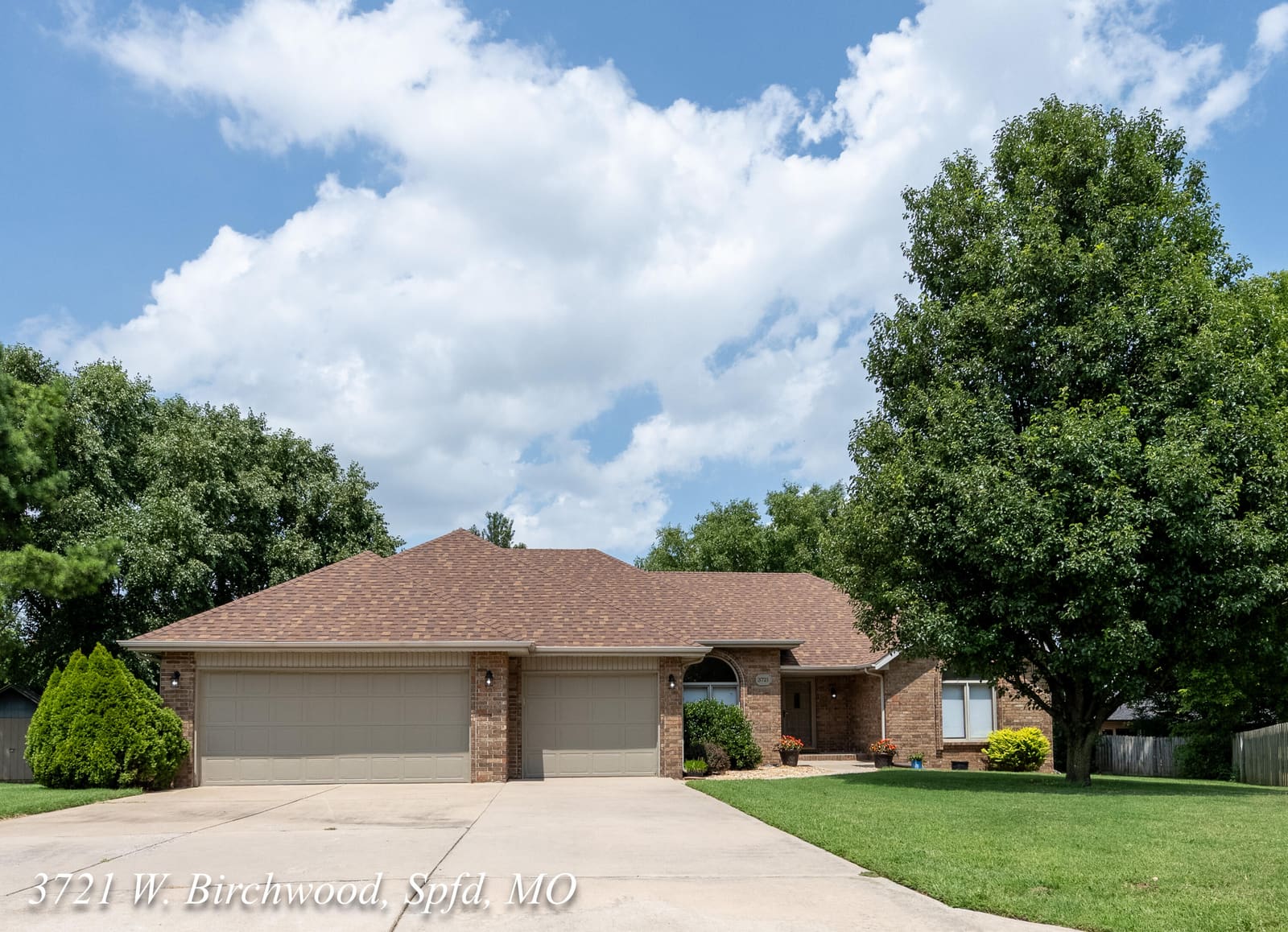 3721 W. Birchwood, Spfd, MO-1 at 3721 W Birchwood Court, Springfield, MO 65807
