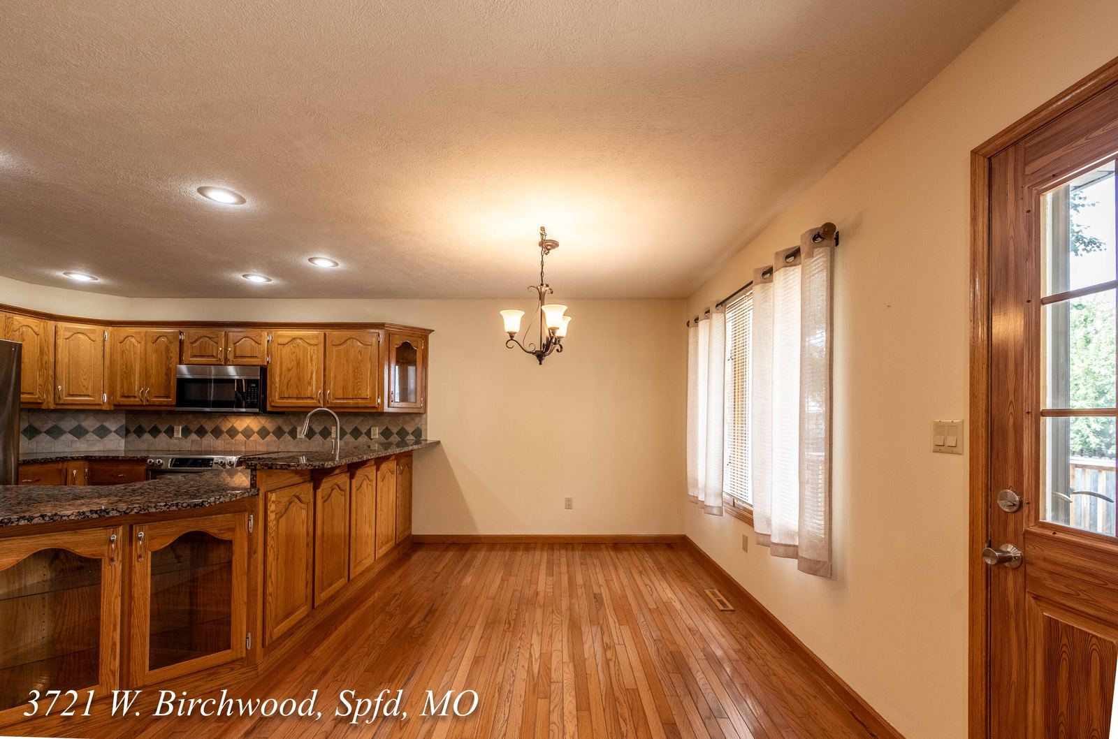 3721 W. Birchwood, Spfd, MO-20 at 3721 W Birchwood Court, Springfield, MO 65807