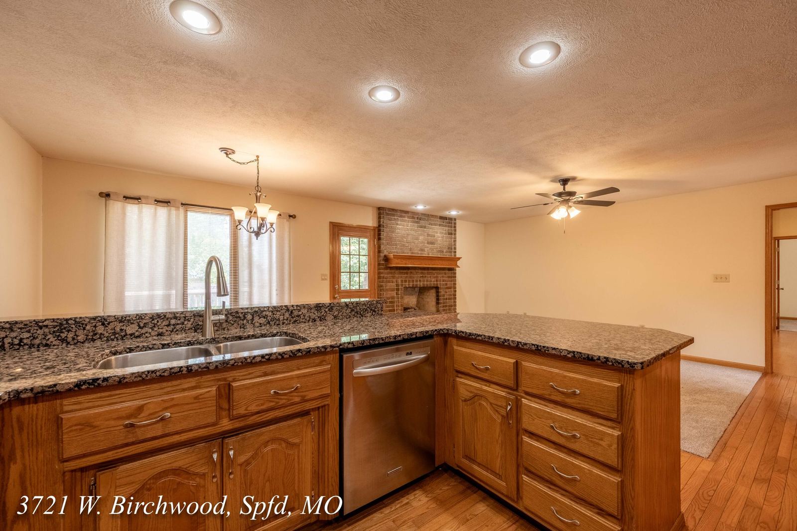 3721 W. Birchwood, Spfd, MO-28 at 3721 W Birchwood Court, Springfield, MO 65807
