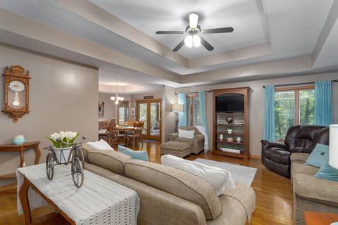264 W Farm Rd 82-2 at 264 W Farm Road 82, Springfield, MO 65803