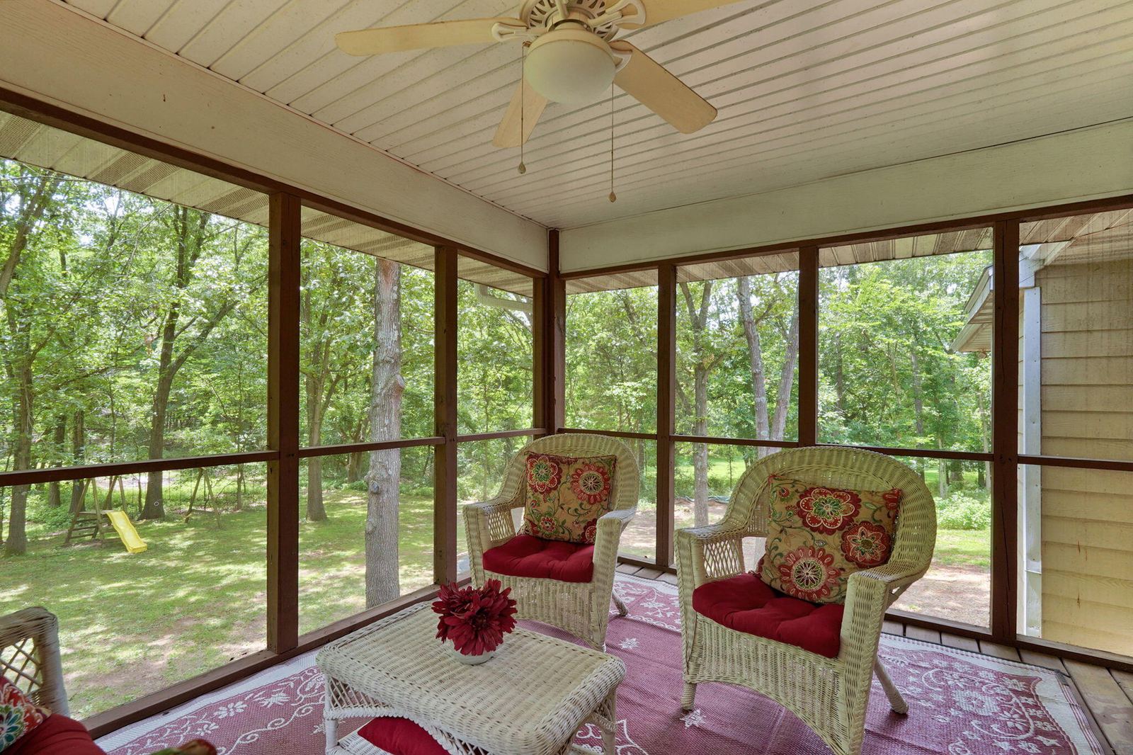 264 W Farm Rd 82-39 at 264 W Farm Road 82, Springfield, MO 65803