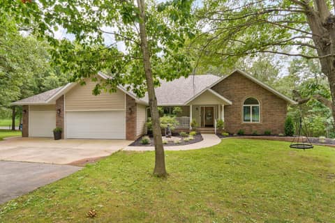 Front of 264 W Farm Road 82, Springfield, MO 65803