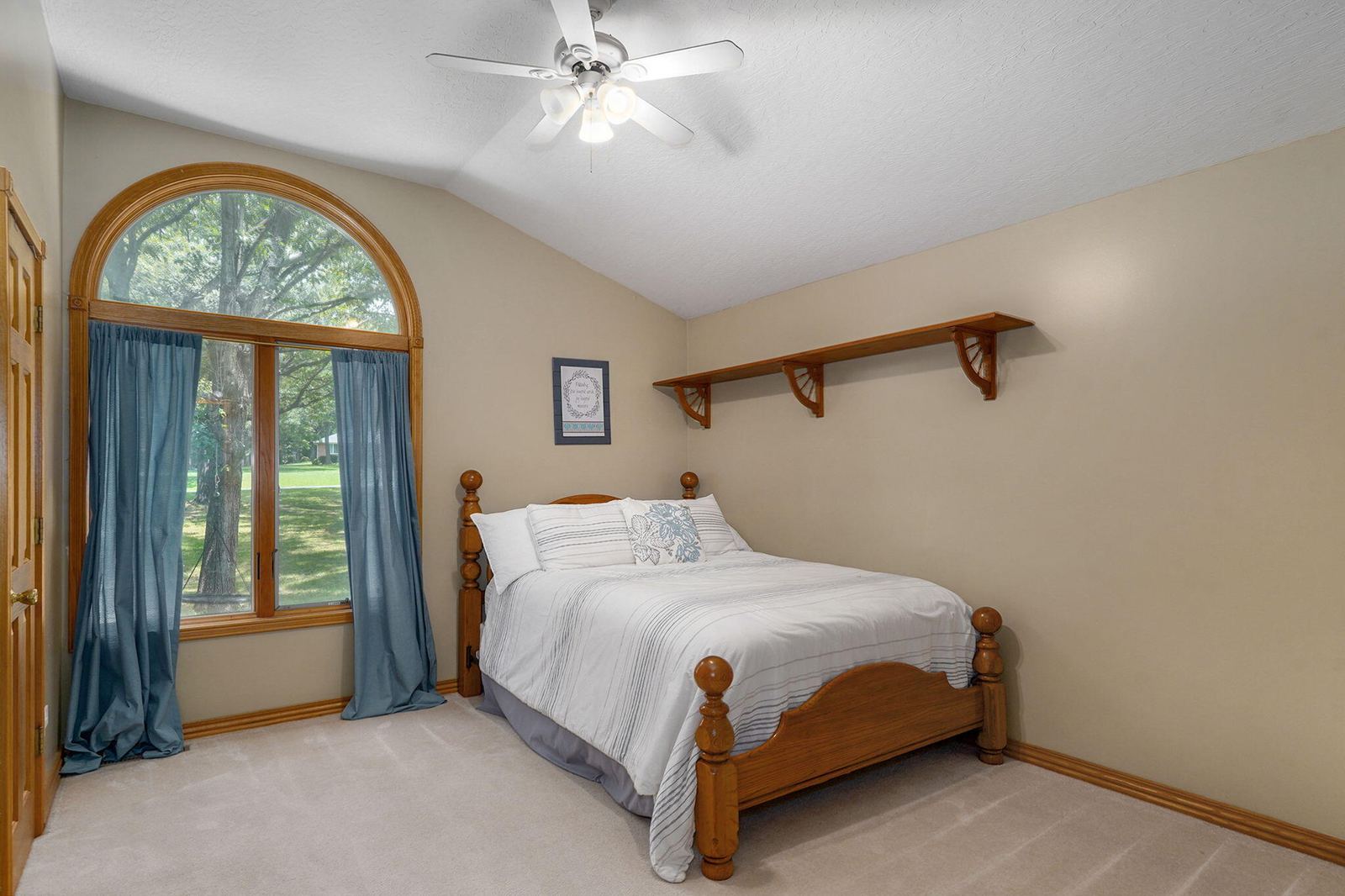 264 W Farm Rd 82-20 at 264 W Farm Road 82, Springfield, MO 65803