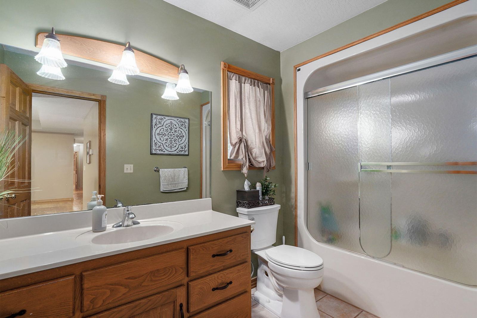 264 W Farm Rd 82-21 at 264 W Farm Road 82, Springfield, MO 65803
