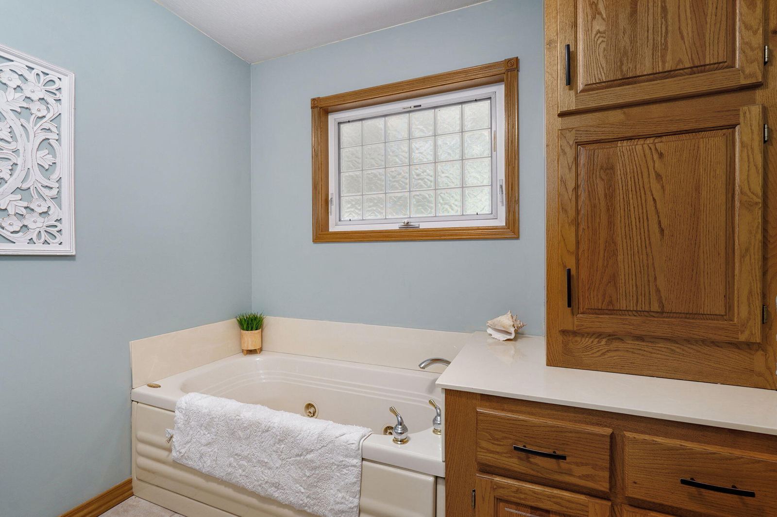 264 W Farm Rd 82-18 at 264 W Farm Road 82, Springfield, MO 65803
