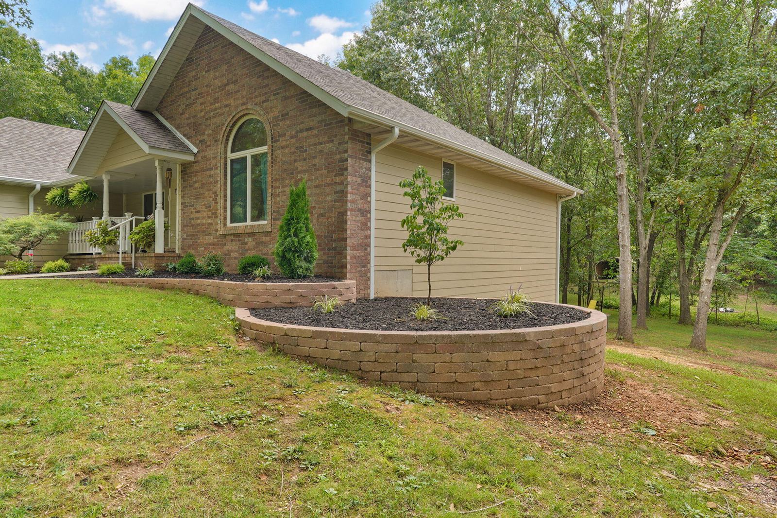 264 W Farm Rd 82-51 at 264 W Farm Road 82, Springfield, MO 65803