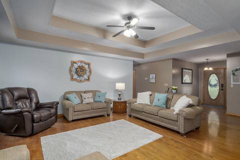 264 W Farm Rd 82-3 at 264 W Farm Road 82, Springfield, MO 65803