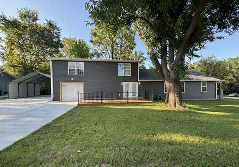 Front of 2805 N Grant Avenue, Springfield, MO 65803