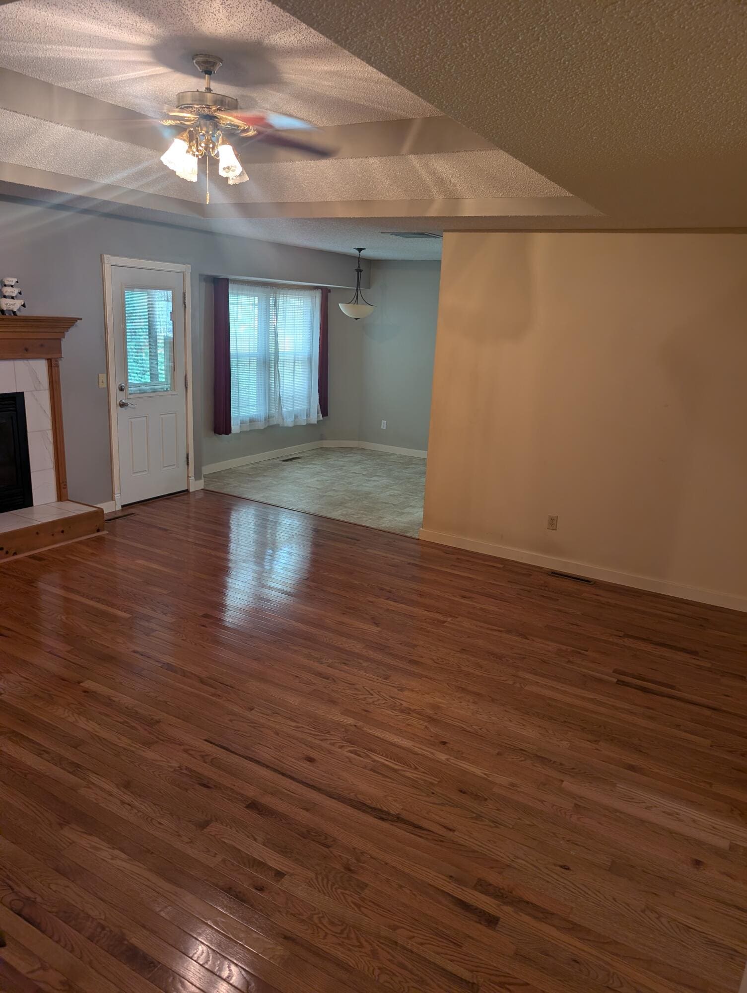 1000008744 at 3737 S Oak Avenue, Springfield, MO 65804