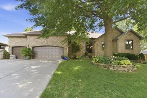 Front of 3955 E Eastmoor Street, Springfield, MO 65809
