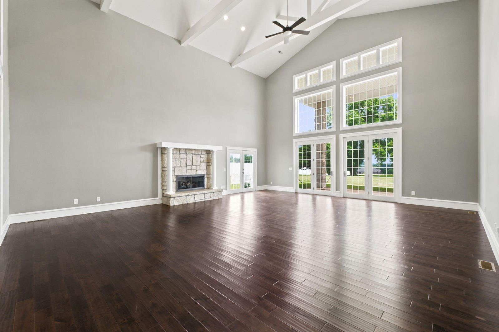 12-web-or-mls-DSC04689 at 1132 N Farm Road 185, Springfield, MO 65802