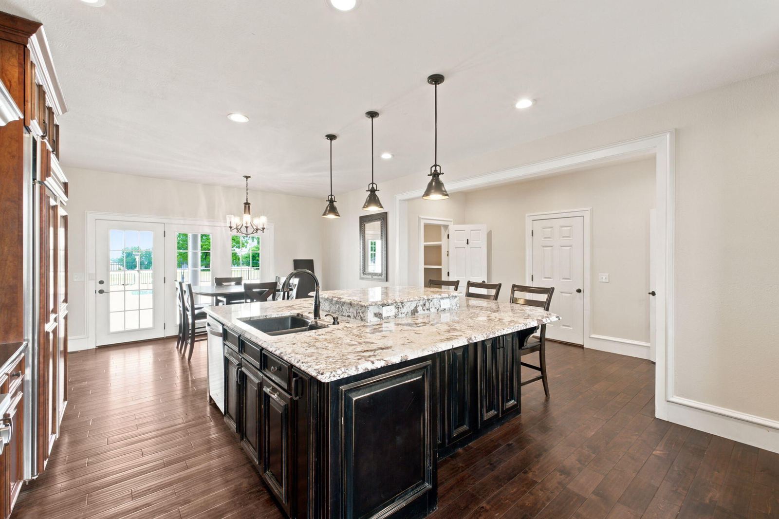 22-web-or-mls-DSC04725 at 1132 N Farm Road 185, Springfield, MO 65802