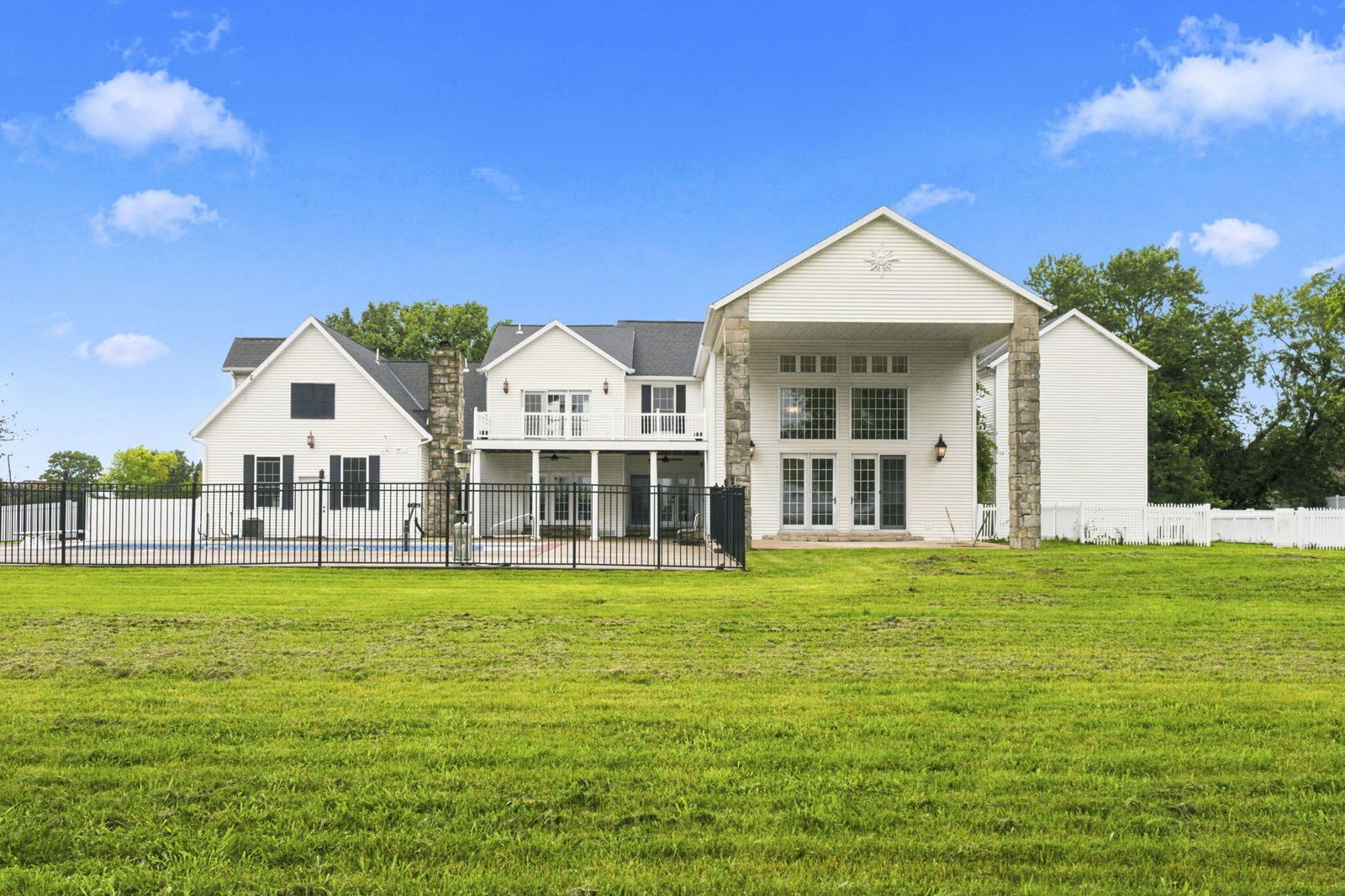 61-web-or-mls-DSC04905 at 1132 N Farm Road 185, Springfield, MO 65802