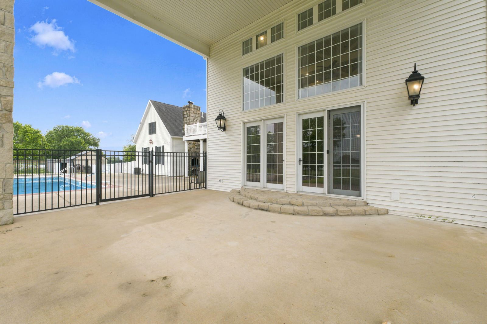 58-web-or-mls-DSC04900 at 1132 N Farm Road 185, Springfield, MO 65802