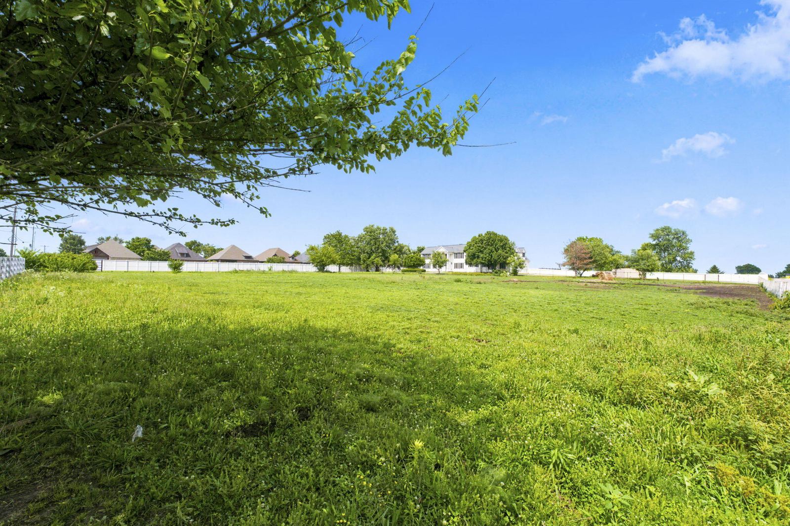 67-web-or-mls-DSC04908 at 1132 N Farm Road 185, Springfield, MO 65802
