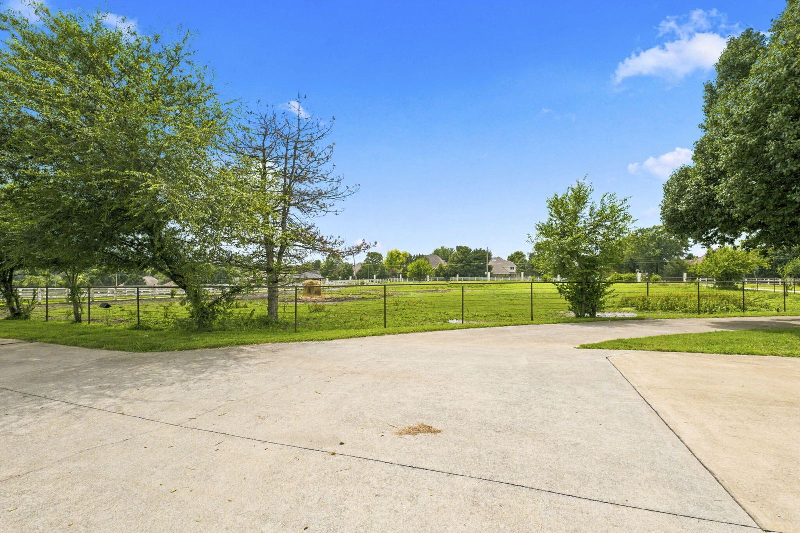 66-web-or-mls-DSC04907 at 1132 N Farm Road 185, Springfield, MO 65802