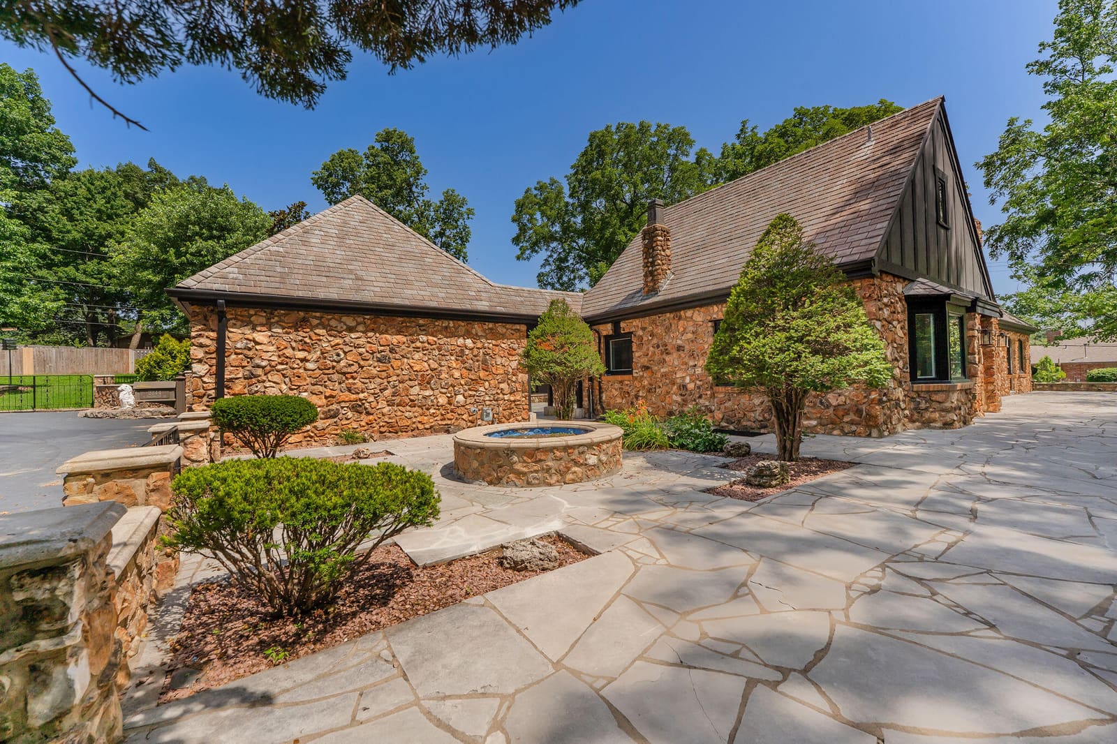 2244Edgewater-65 at 2244 S Edgewater Drive, Springfield, MO 65804