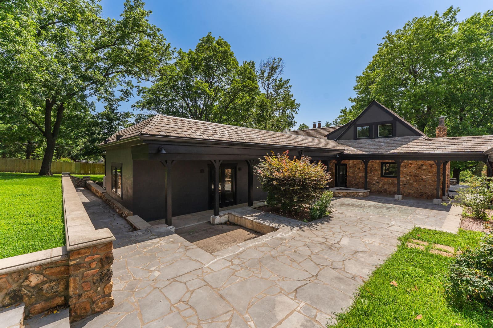 2244Edgewater-52 at 2244 S Edgewater Drive, Springfield, MO 65804