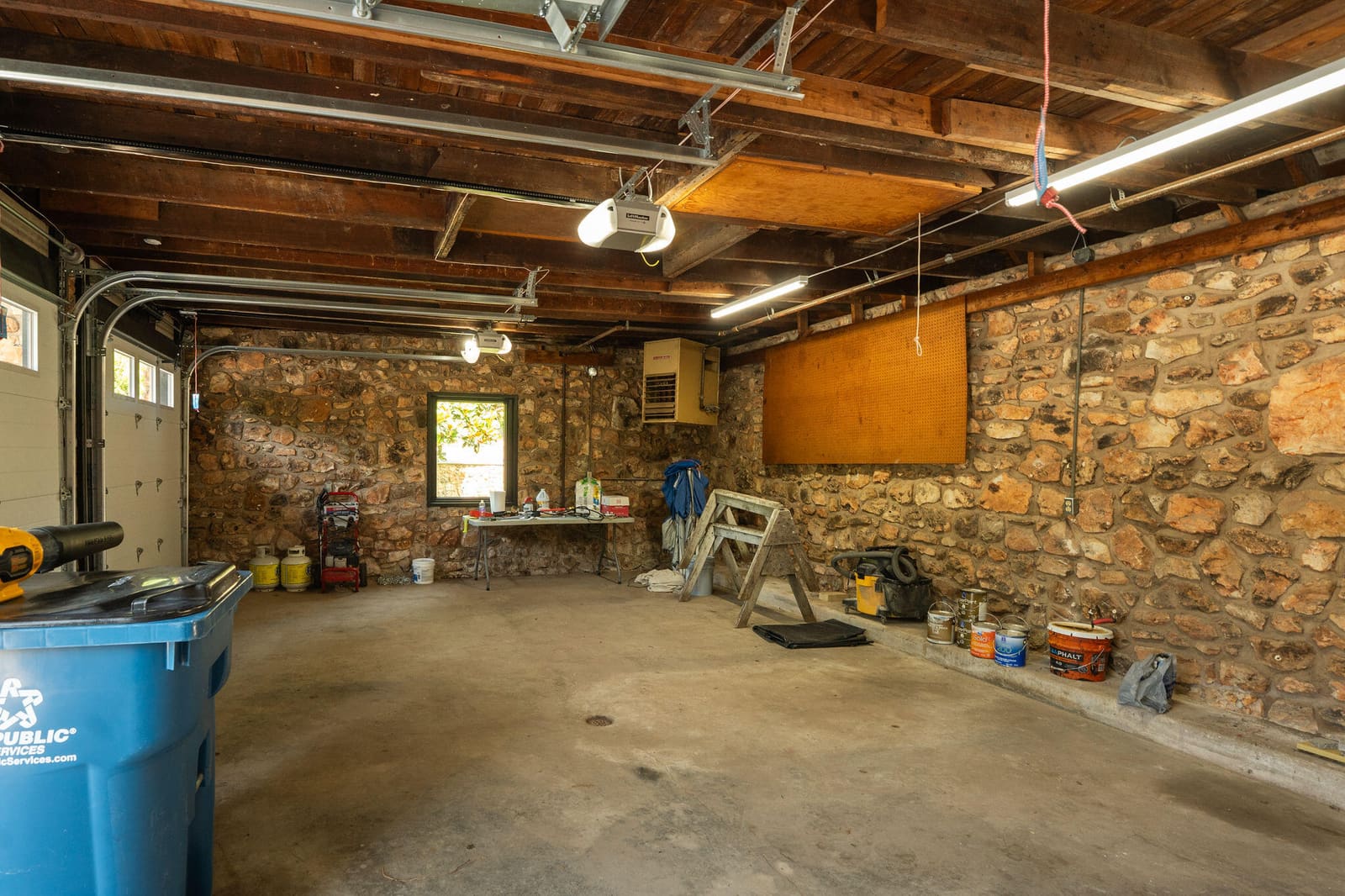 2244Edgewater-70 at 2244 S Edgewater Drive, Springfield, MO 65804