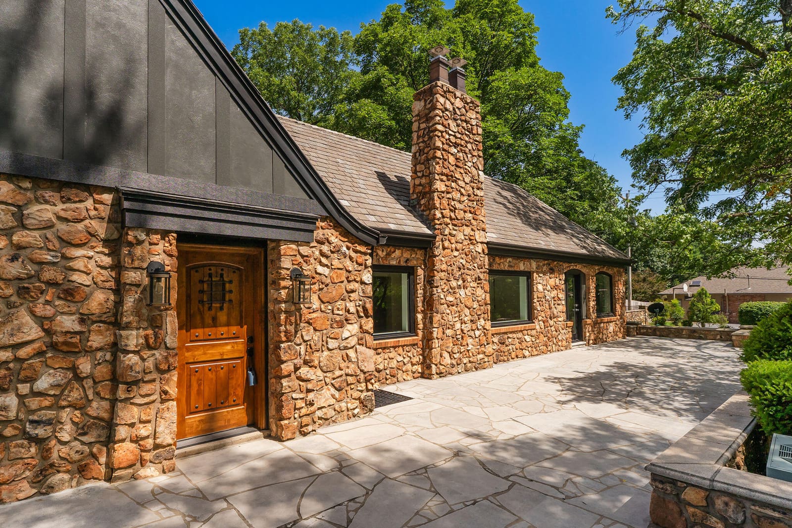 2244Edgewater-63 at 2244 S Edgewater Drive, Springfield, MO 65804