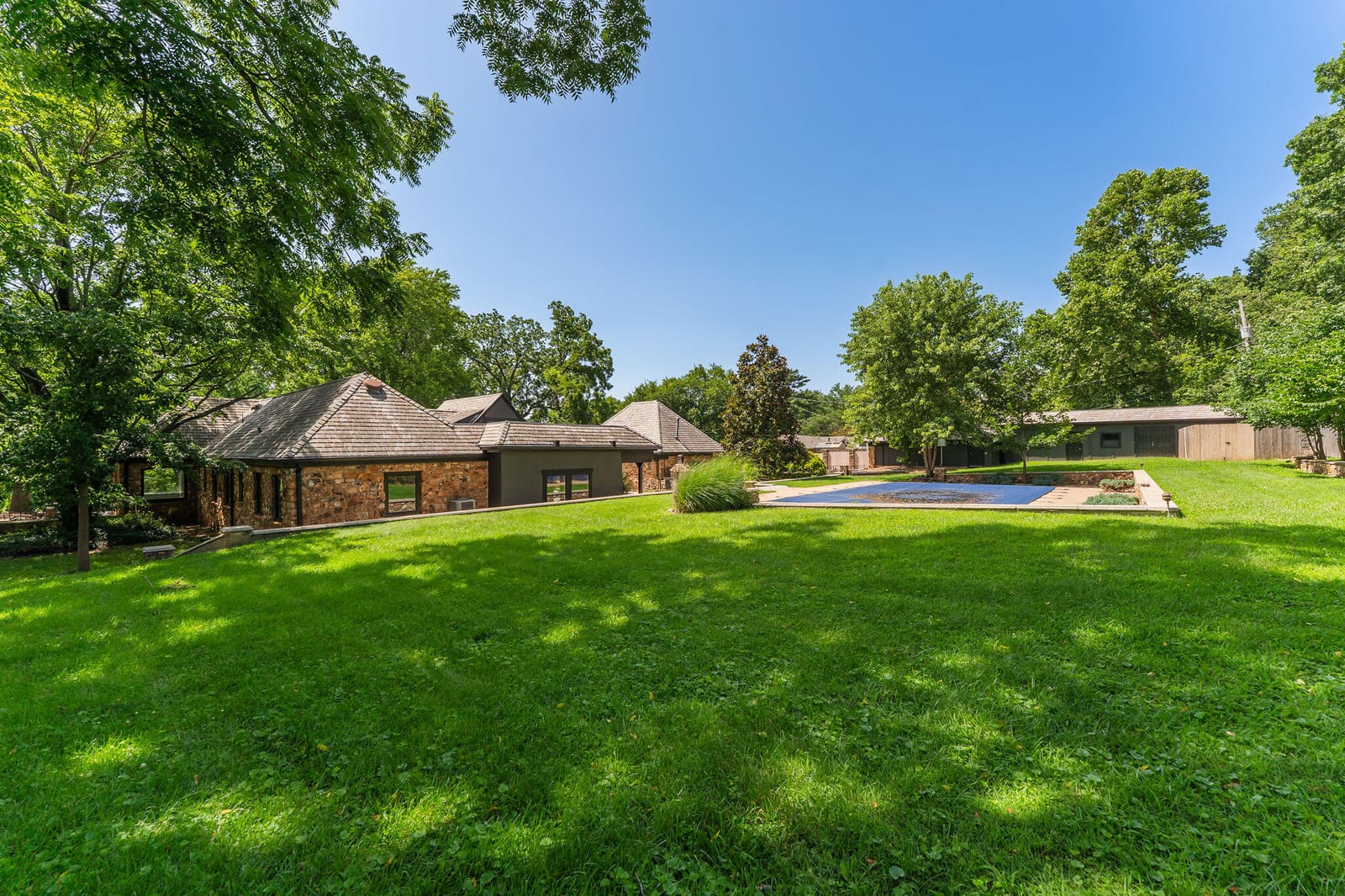 2244Edgewater-57 at 2244 S Edgewater Drive, Springfield, MO 65804