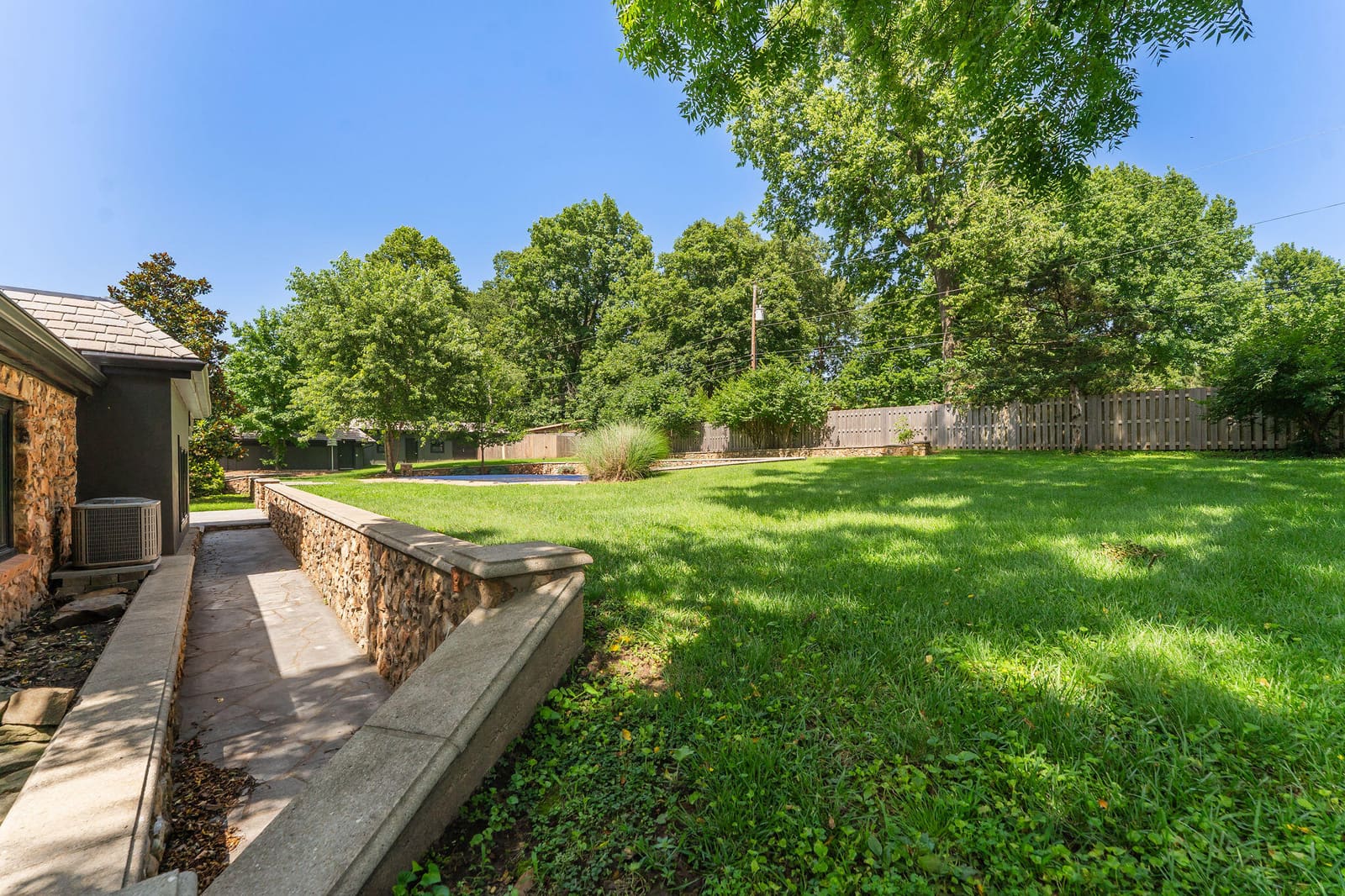 2244Edgewater-58 at 2244 S Edgewater Drive, Springfield, MO 65804
