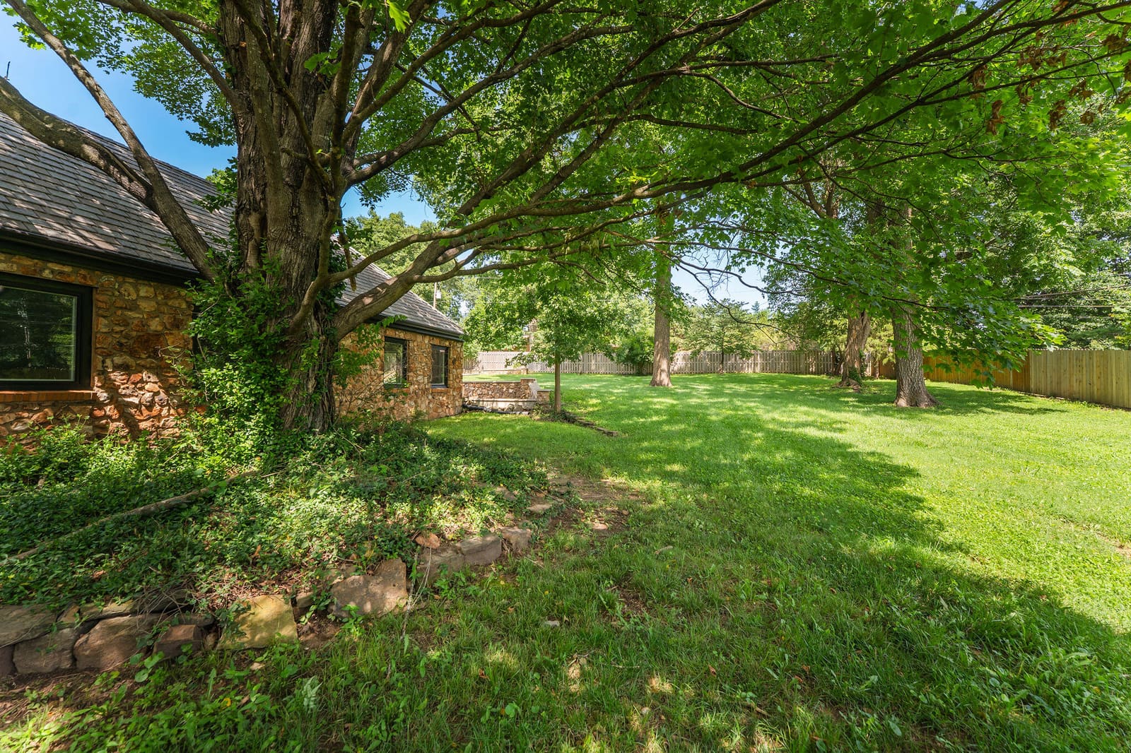 2244Edgewater-59 at 2244 S Edgewater Drive, Springfield, MO 65804
