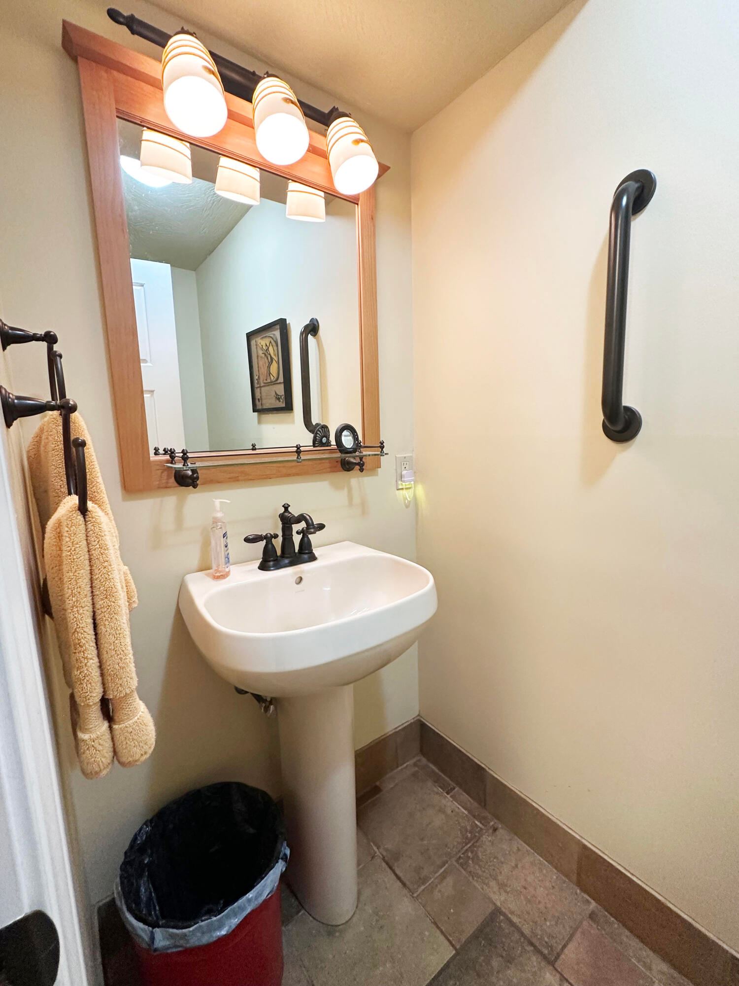 IMG_7472-a at 2550 E Sparkleberry Lane, Springfield, MO 65804