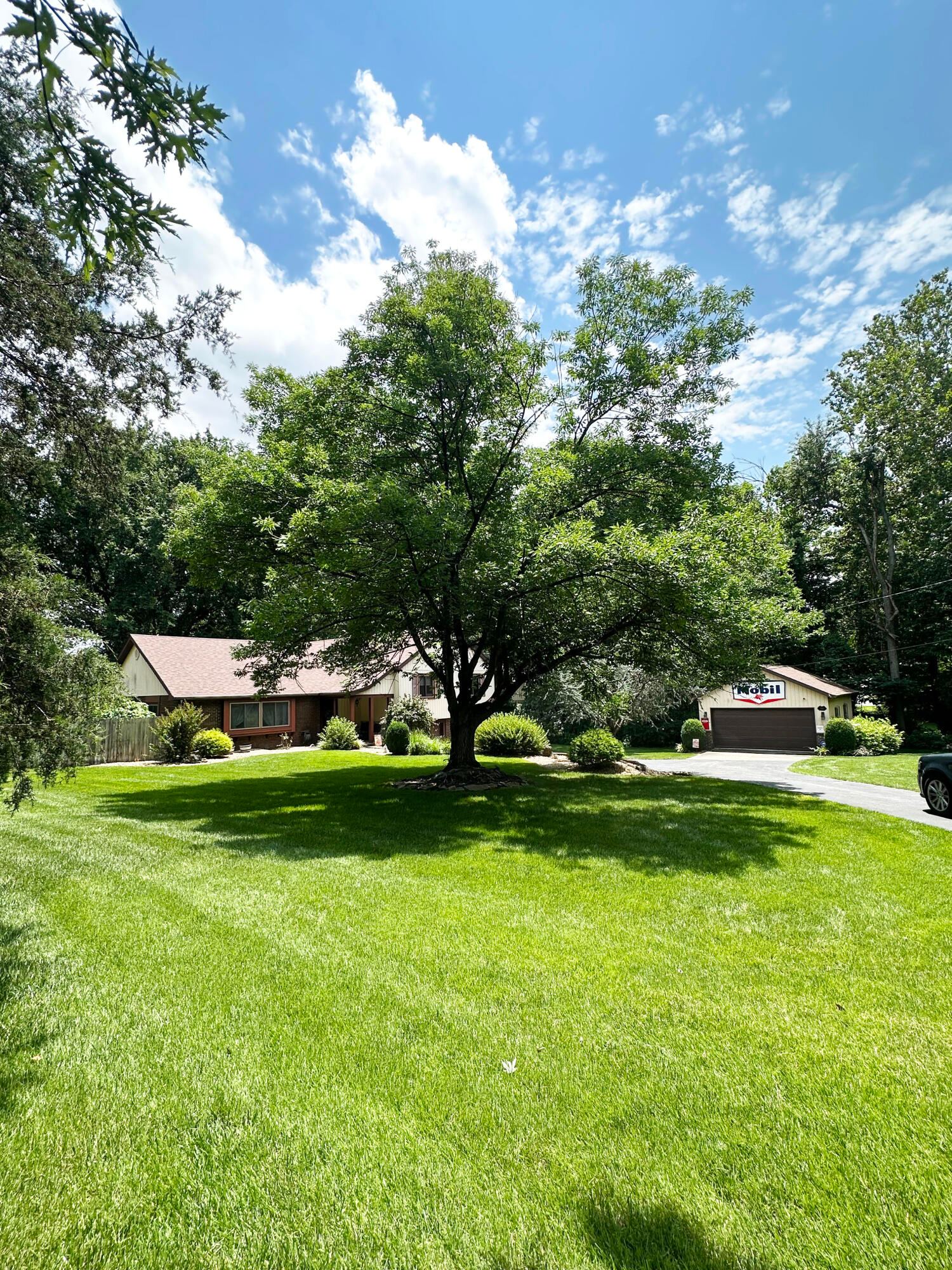 IMG_7454-a at 2550 E Sparkleberry Lane, Springfield, MO 65804