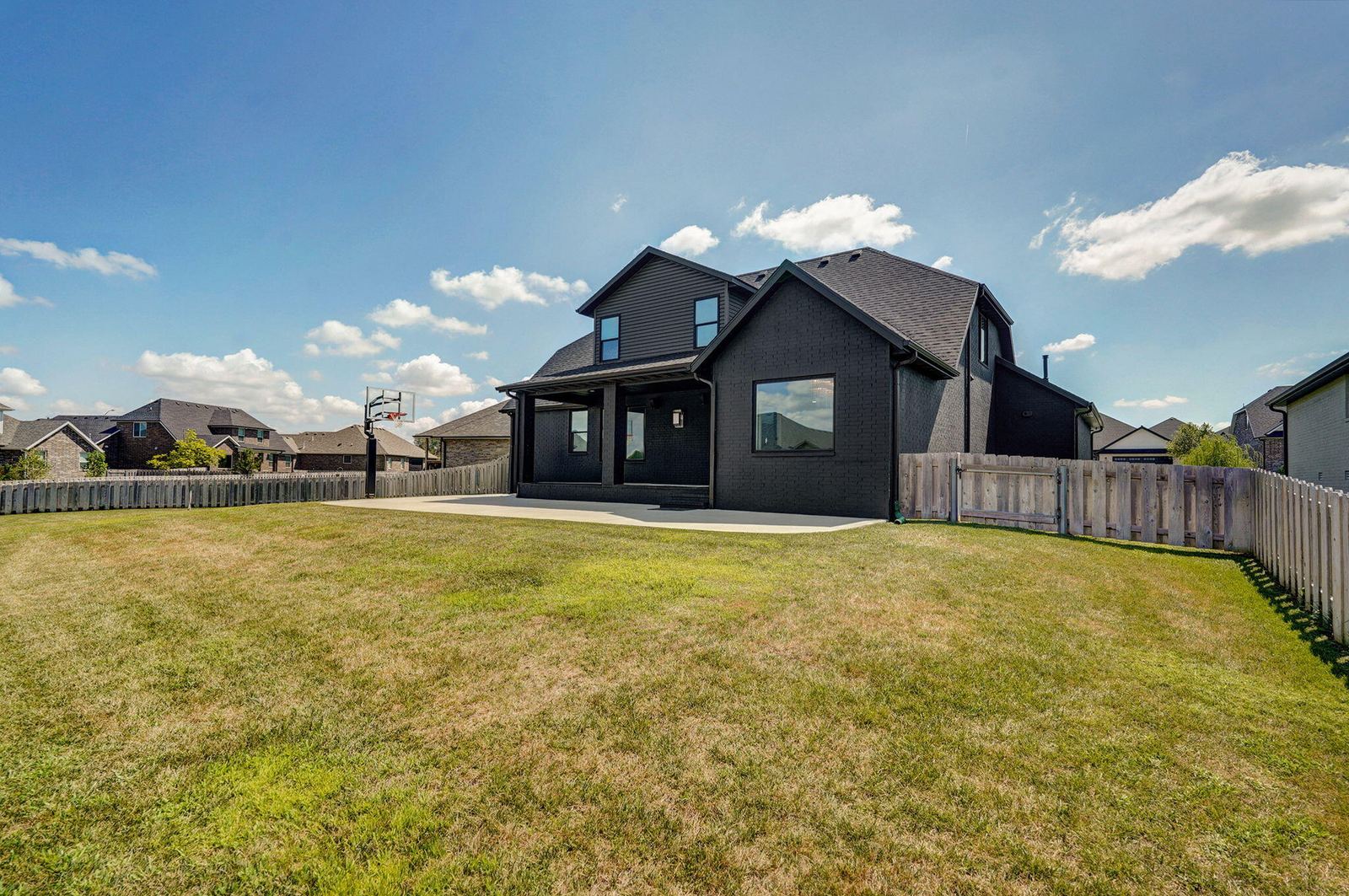 1527 N Edgemont Ci-43 at 1527 N Edgemont Circle, Springfield, MO 65802