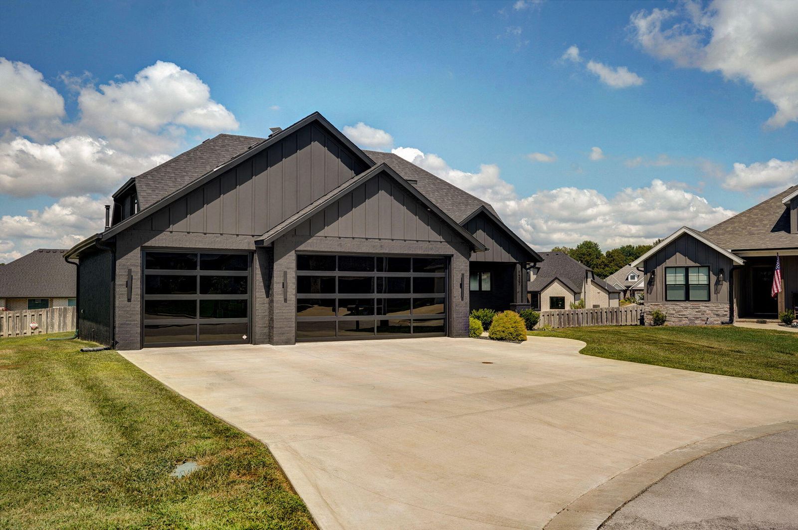 1527 N Edgemont Ci-51 at 1527 N Edgemont Circle, Springfield, MO 65802