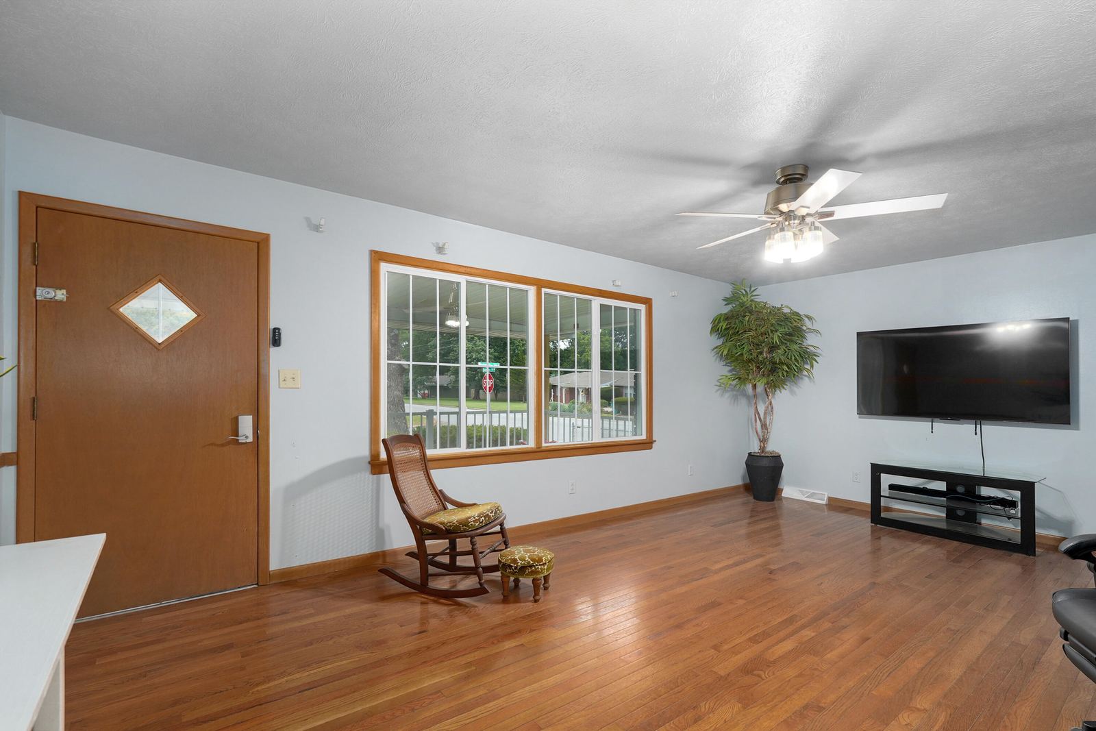 1963 S Westwood Ave-6 at 1963 S Westwood Avenue, Springfield, MO 65807