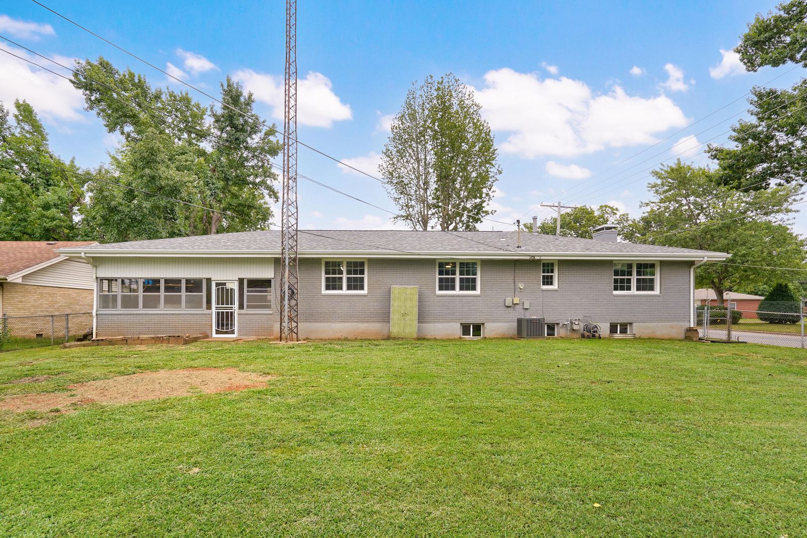1963 S Westwood Ave-28 at 1963 S Westwood Avenue, Springfield, MO 65807