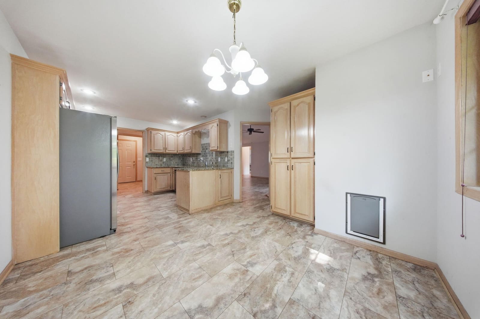 19-web-or-mls-dining room 2 (1) at 5632 S Newton Avenue, Springfield, MO 65810