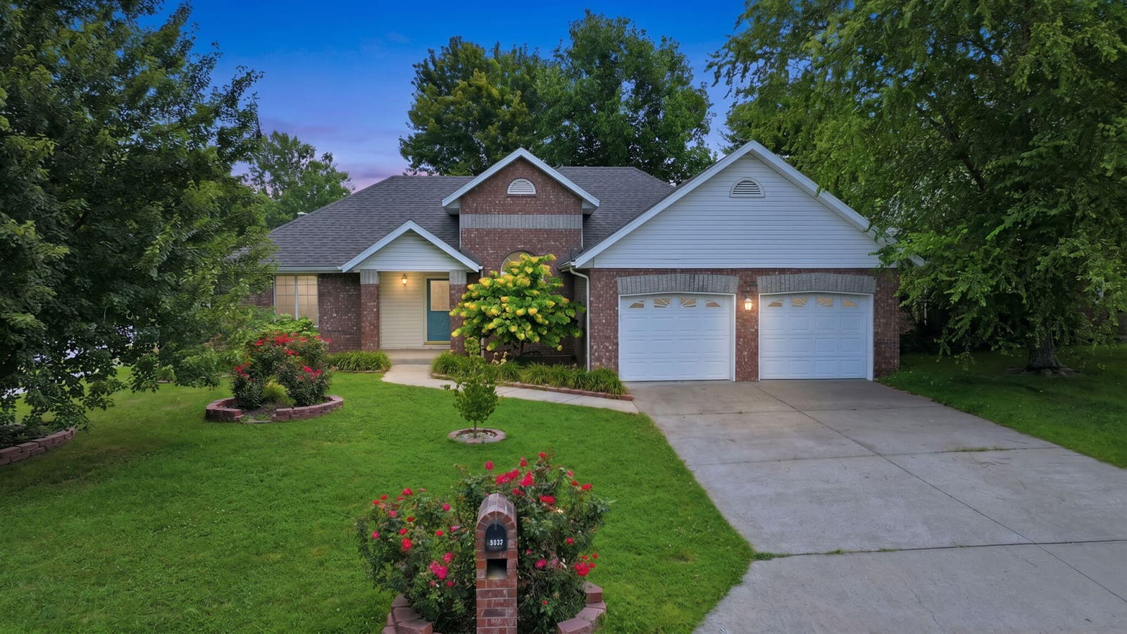2-web-or-mls-virtual twilight (1) at 5632 S Newton Avenue, Springfield, MO 65810