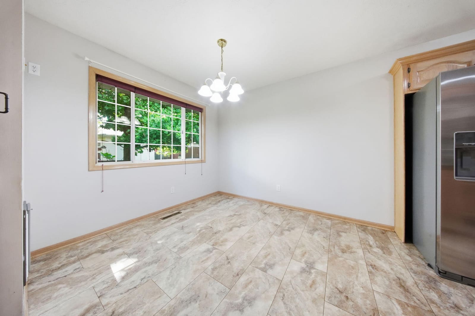 20-web-or-mls-dining room 3 at 5632 S Newton Avenue, Springfield, MO 65810