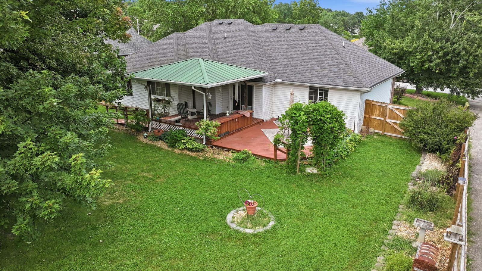 41-web-or-mls-drone back 1 at 5632 S Newton Avenue, Springfield, MO 65810