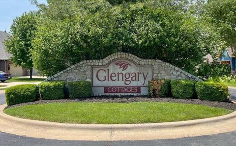 Glengary Entrance Signage at 2177 W Glengary Court, Springfield, MO 65810